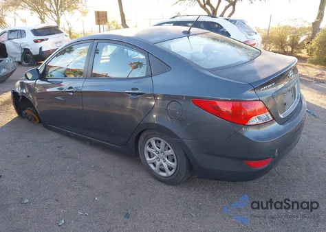 2013 Hyundai Accent Gls z USA, uszkodzony, nr VIN KMHCT4AE9DU318327